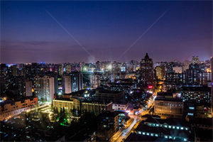 The dreams and reality of men and women： the exploration of love in Shanghai